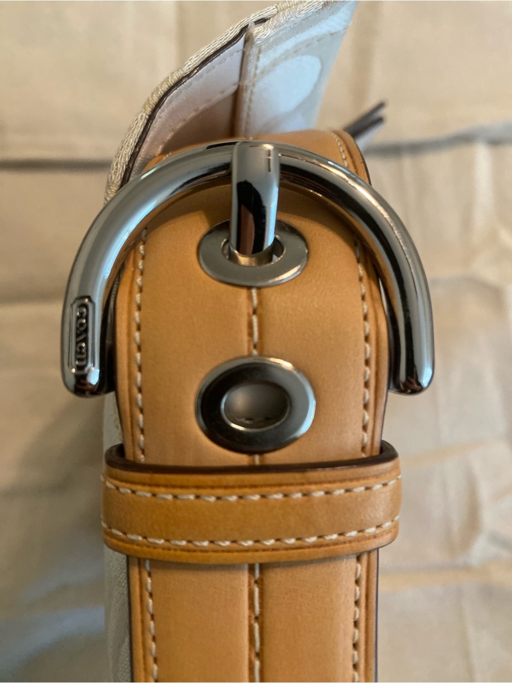 Coach White Signature Canvas Shoulder Bag with Tan Leather Trim and Bee Accent - Picture 9 of 10